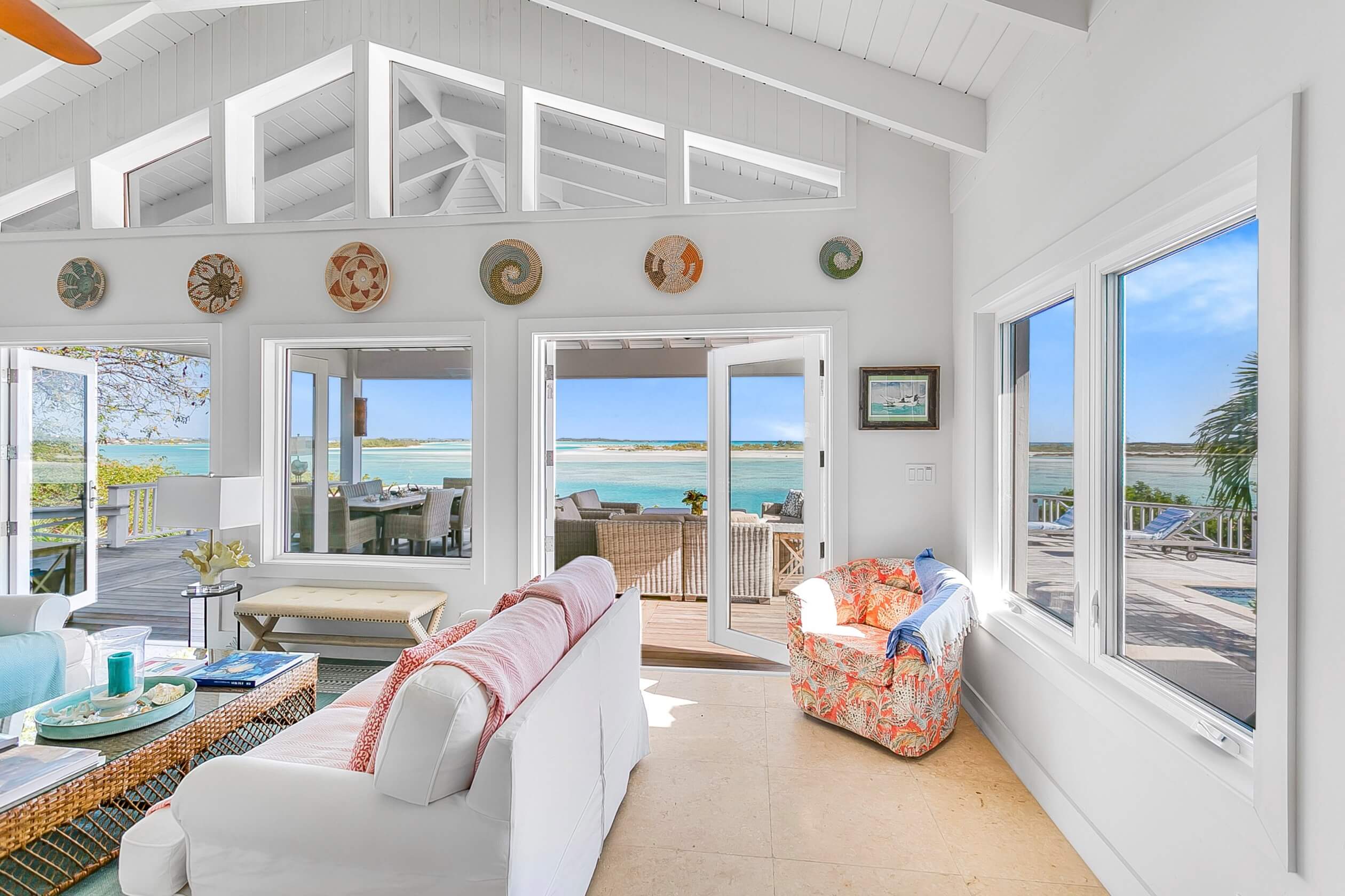 Livingroom view of Ocean Bakari House Great Exuma Bahamas