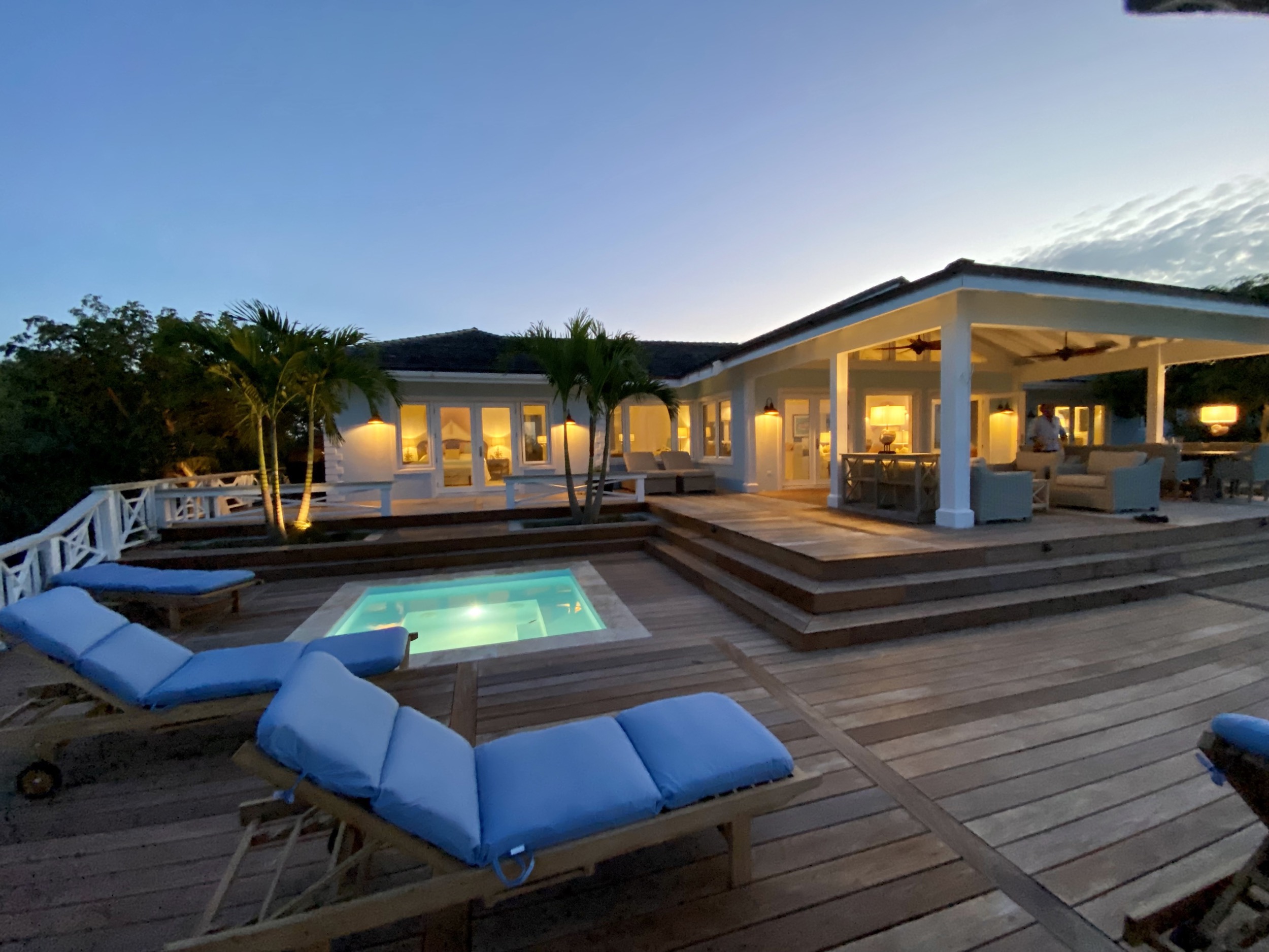 Sunset view of Bakari House Great Exuma Bahamas