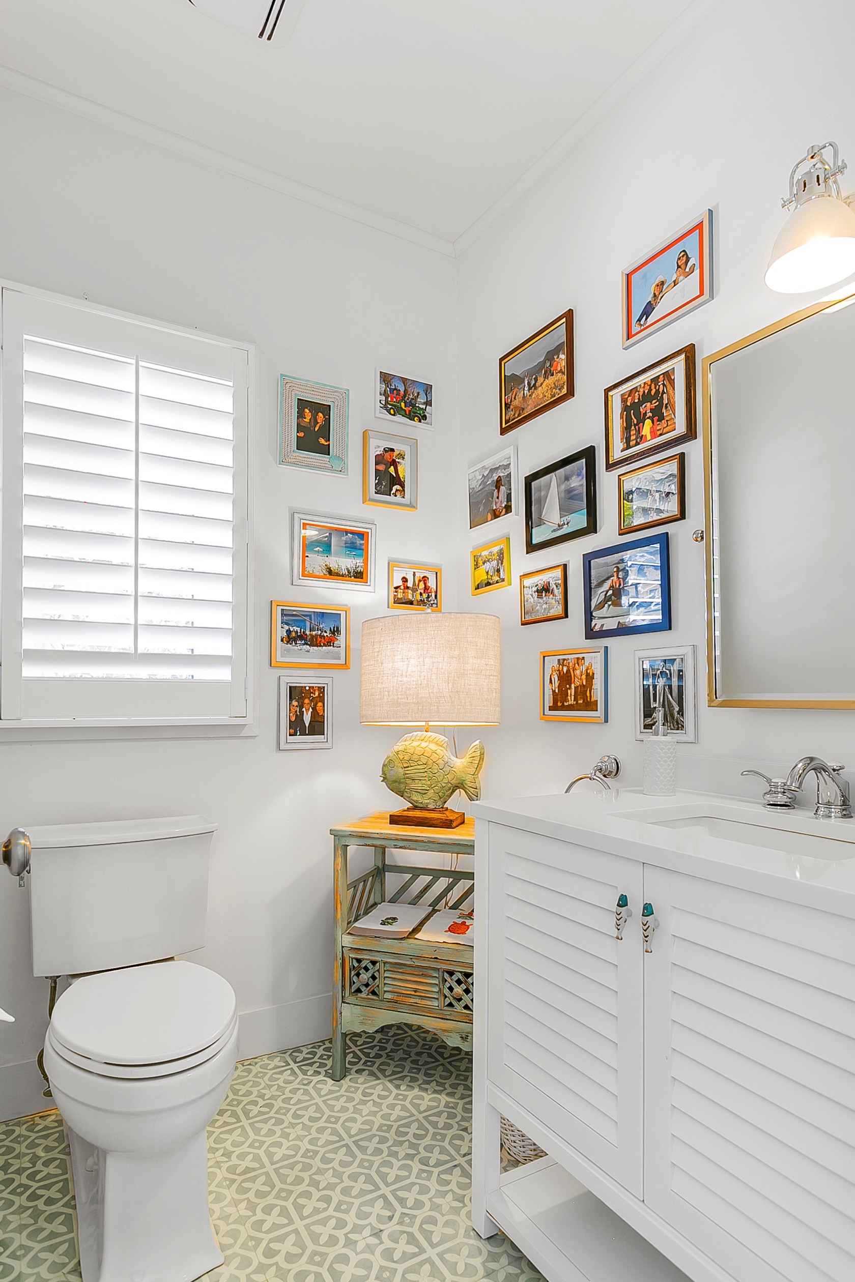 Bathroom toilet Bakari House Great Exuma Bahamas
